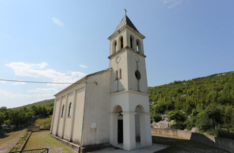 Crkva sv. Luke, Liska